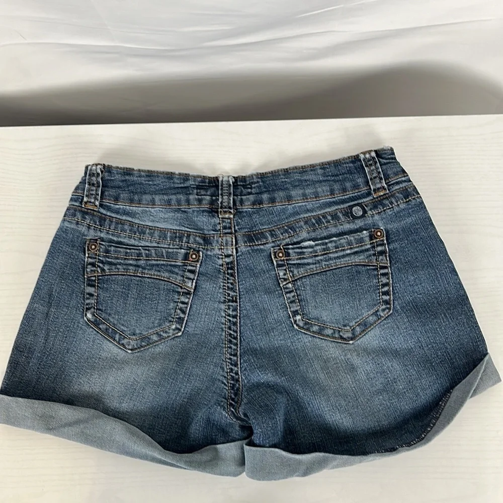 Cest TOI Women's Jean Shorts Dark Wash Siz M - Picture 3 of 9
